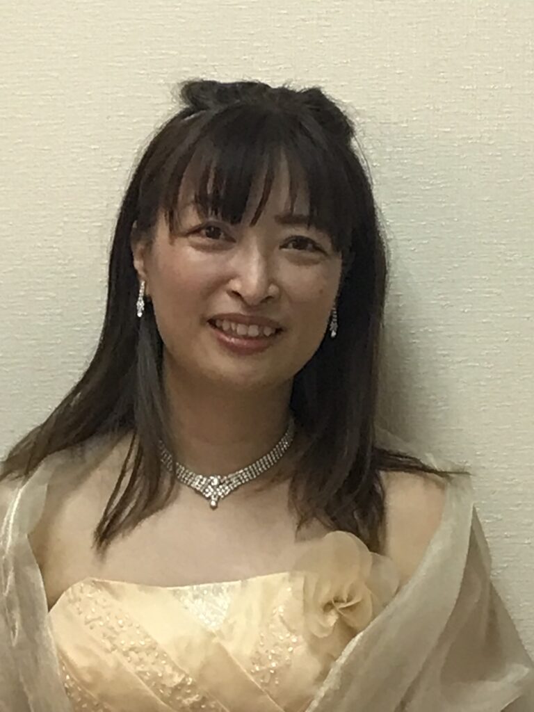 山下 名希